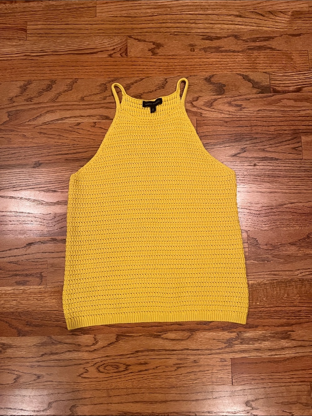 BANANA REPUBLIC SUNSHINE YELLOW KNIT CROCHET HALTER TOP MEDIUM